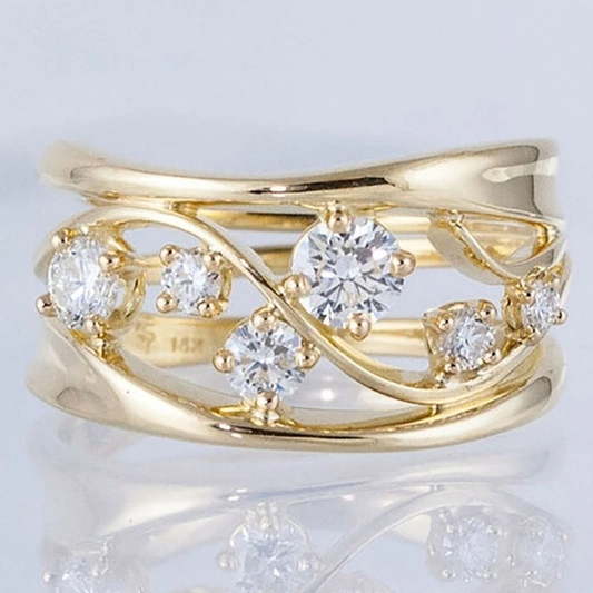 Eleganter Goldplattierter Ring mit Zirkonia