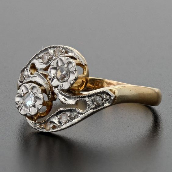 Kristall-Ring in Vintage Gold